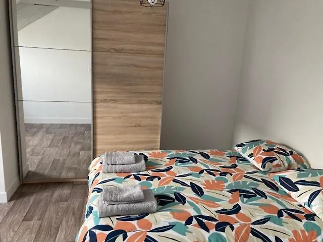 Le Petit Clara Daire Tarbes Fransa